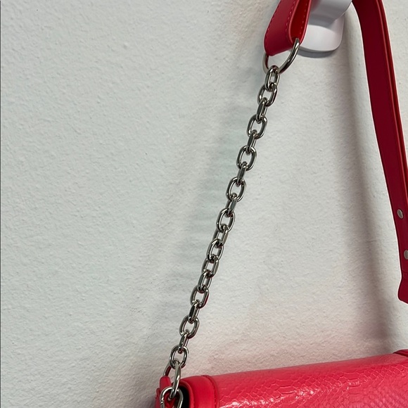 Steve Madden Pink Shoulder Bag with Chain Strap 💖 - Picture 7 of 16